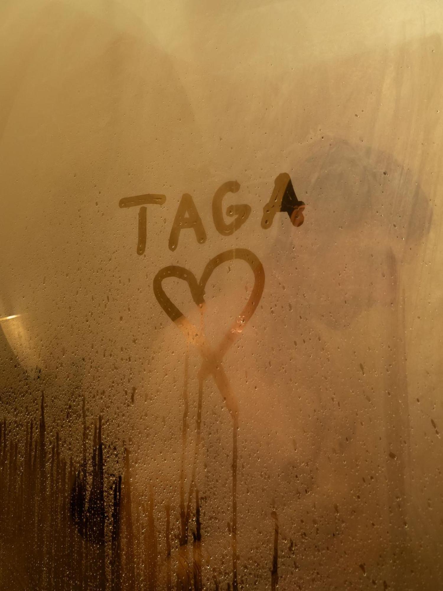 Taga Suites CTA Exteriér fotografie